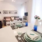 公寓 Seafront Location B3 貝尼多姆