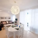Seafront Location B3 * 貝尼多姆