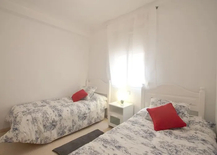 Seafront Location B3 דירה בנידורם