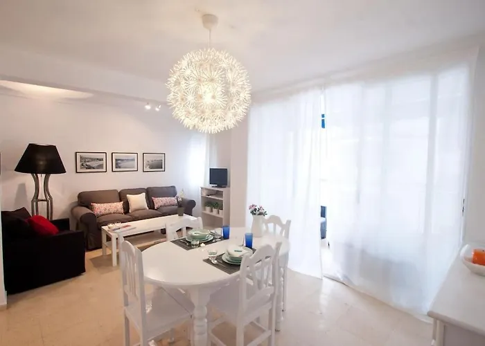 Seafront Location B3 * בנידורם